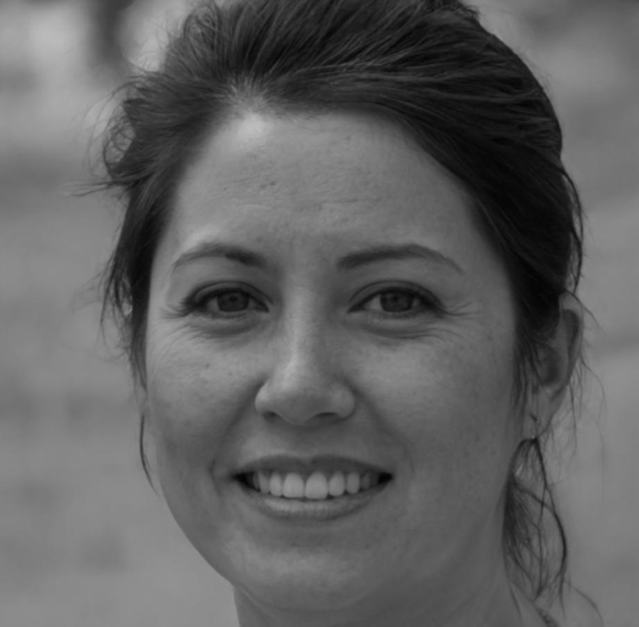 Elena Rodriguez, Behavioral Finance Expert